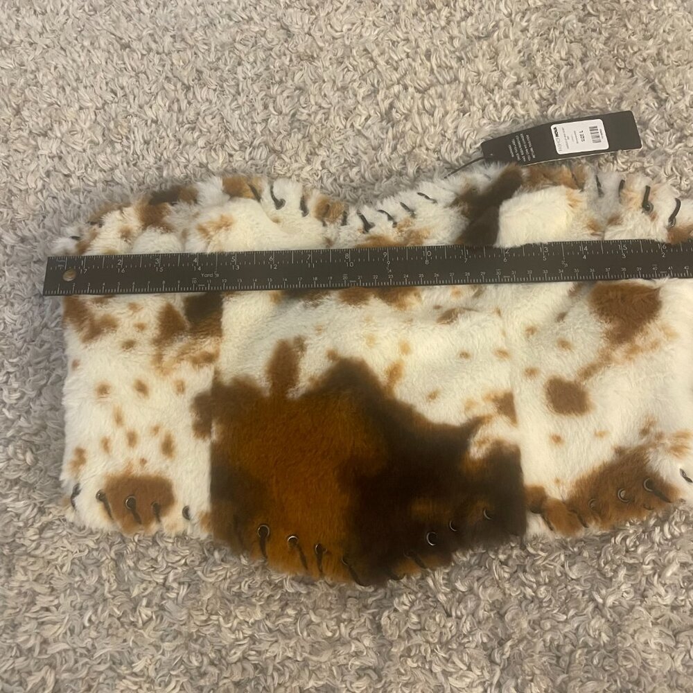 Fashion Nova Cow Print Faux Fur Corset Top Size L NWT - Picture 3 of 9